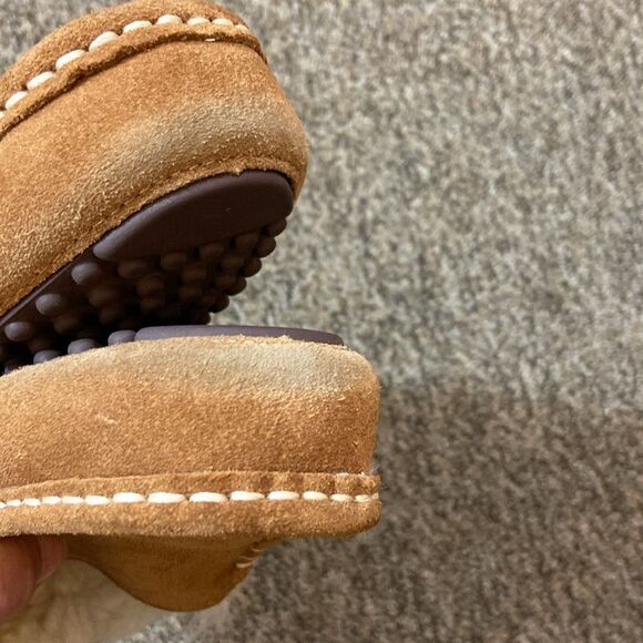 Fireside Women’s Tan Suede Moccasin Slippers Size 6 US /EU 37 - Picture 5 of 12